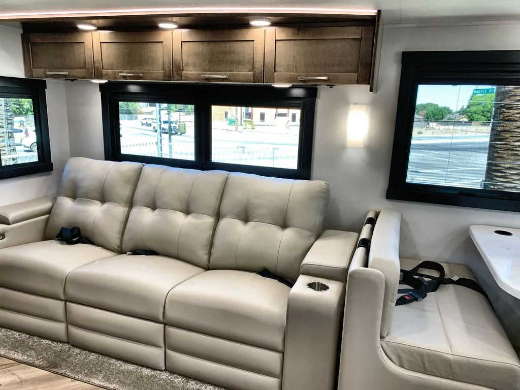 2026 Entegra Coach Accolade 37K, Photos photo 11