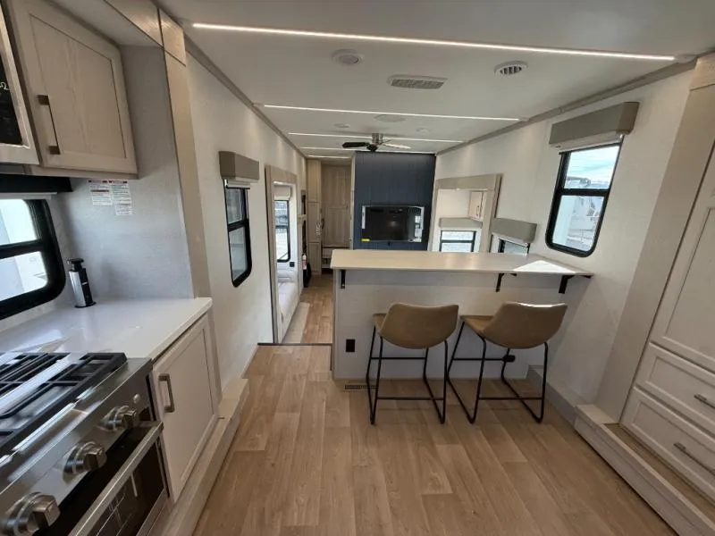 2026 Palomino Puma Mesa 388FKH - Photo 2