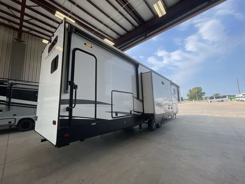 2022 Forest River Cardinal Limited 383BHLE — Photo 7