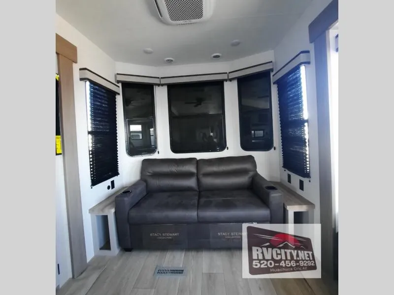 2027 Jayco Jay Flight Bungalow 401FLTS - Photo 3
