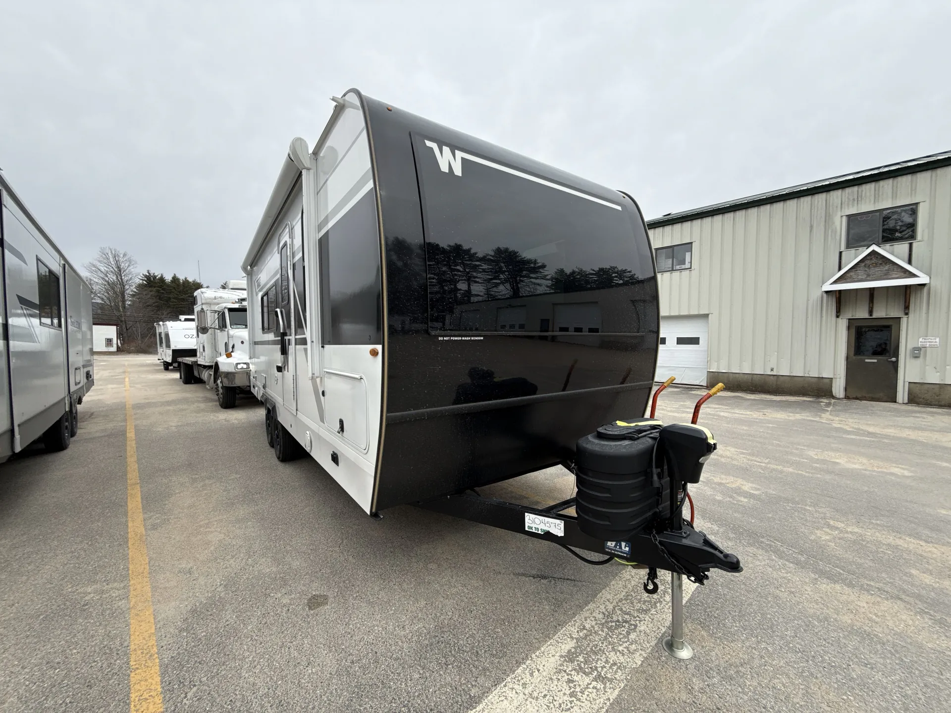 2026 Winnebago Thrive 22MLS - Photo 2