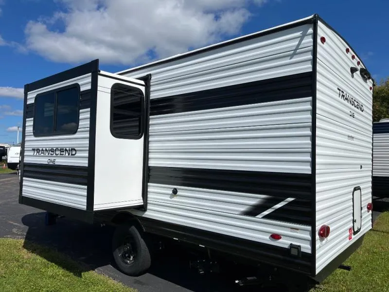 2026 Grand Design Transcend One 161BH - Photo 4