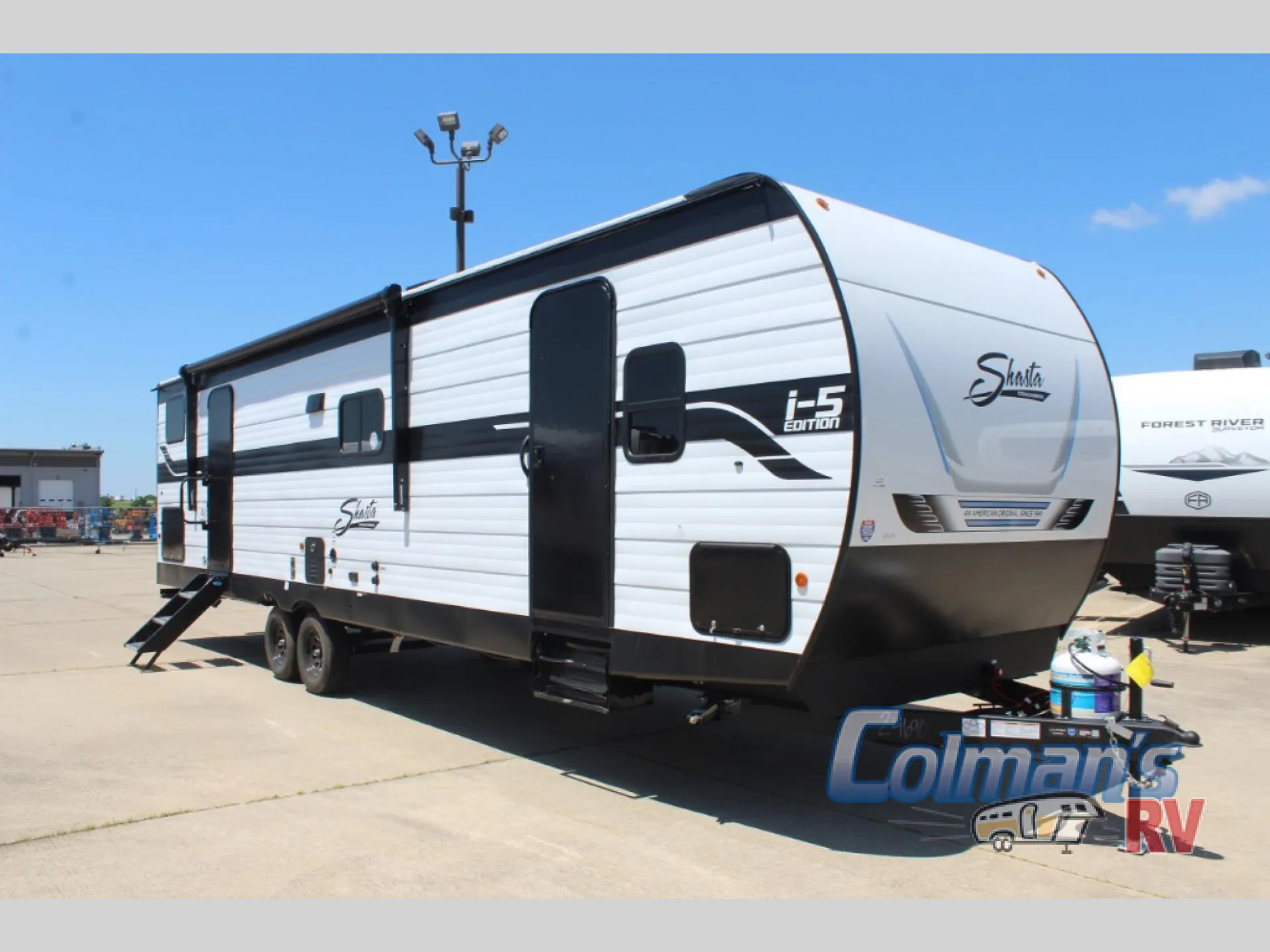 2026 Shasta RVs i-5 Edition 533BH - Photo 3