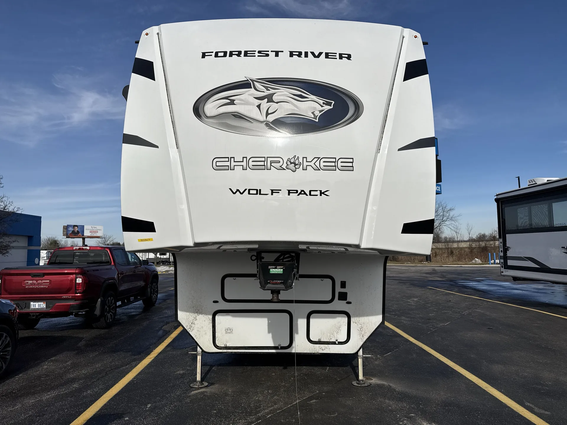 2025 Forest River Cherokee Wolf Pack Limited 290PACK13 — off campside