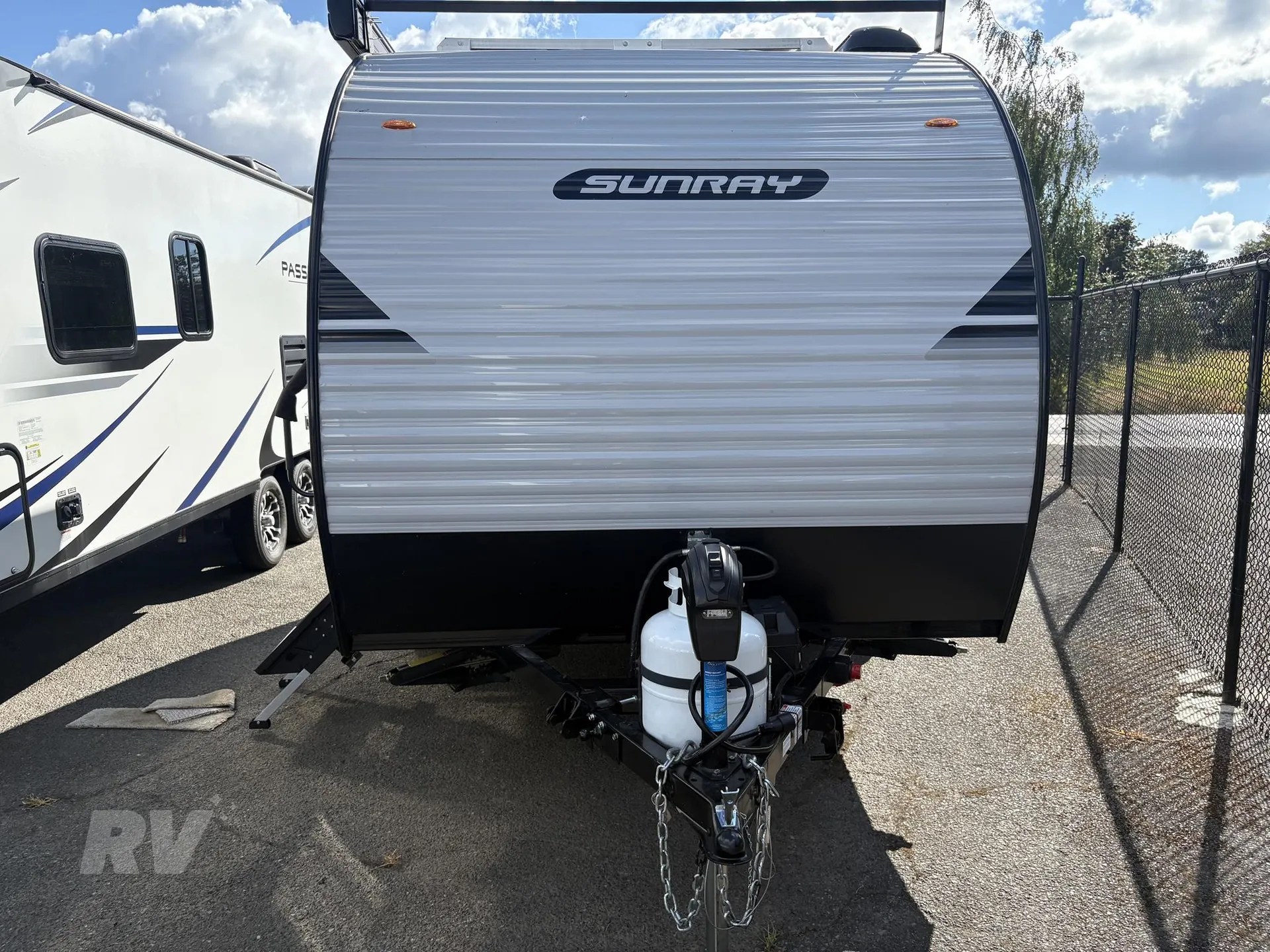 2026 Coachmen Freelander 27QB - Photo 4