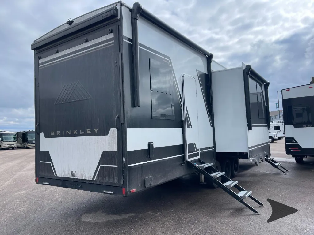 2026 Brinkley Model G 3520, Photos photo 13