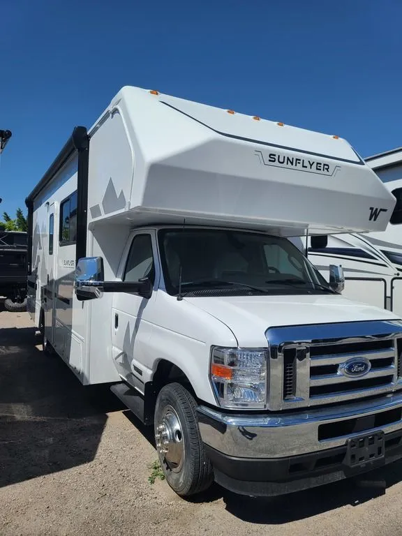 2027 Winnebago SUNFLYER 26FE - Photo 2