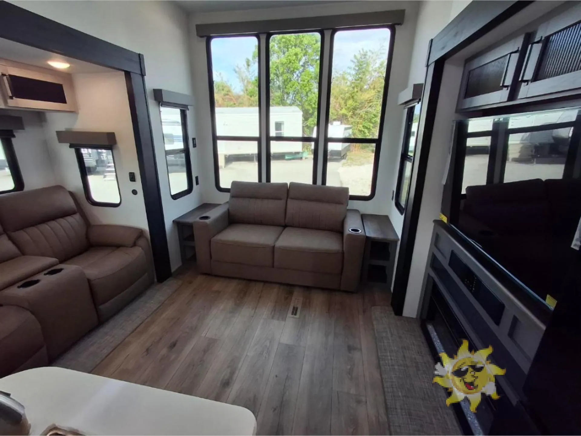2026 Forest River Puma Vista 401RLFT — Photo 6