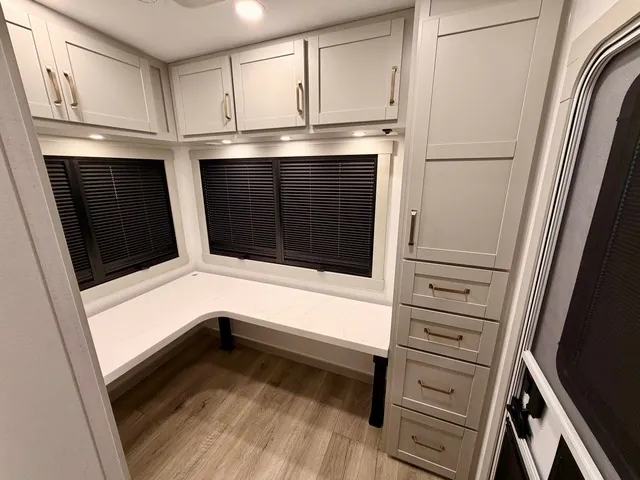 2026 Brinkley Model Z 3515, Photos photo 24