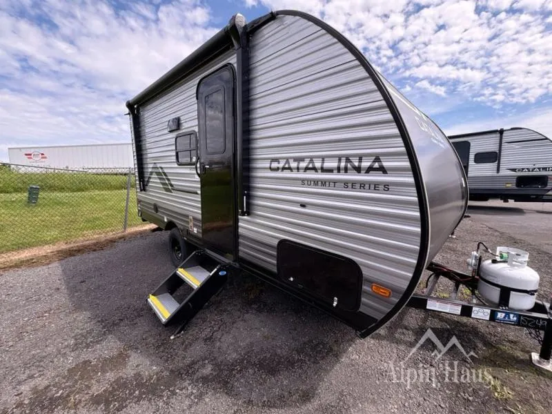 2027 Coachmen Catalina Summit Series 7 164BHX - Photo 3