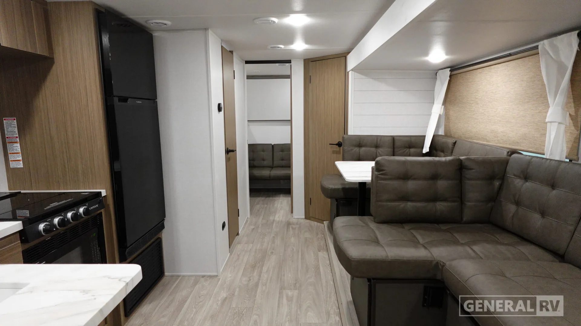 2027 Forest River Wildwood X-Lite 273QBXL - Photo 3