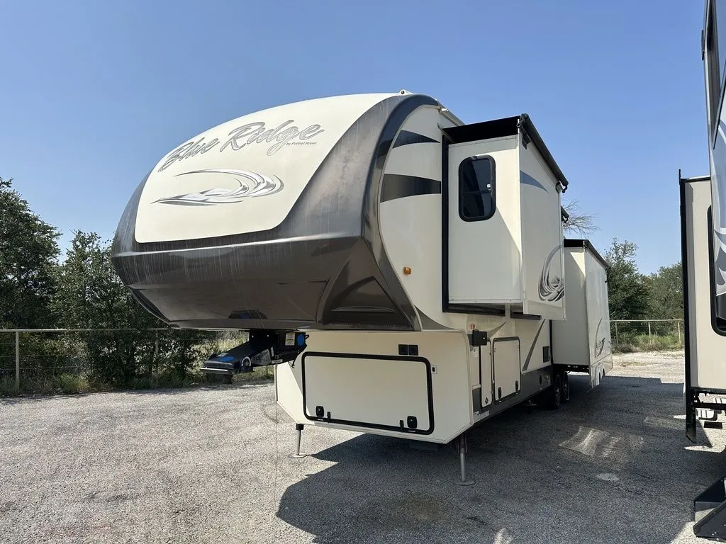 2016 Forest River Blue Ridge 3775RL - Main photo