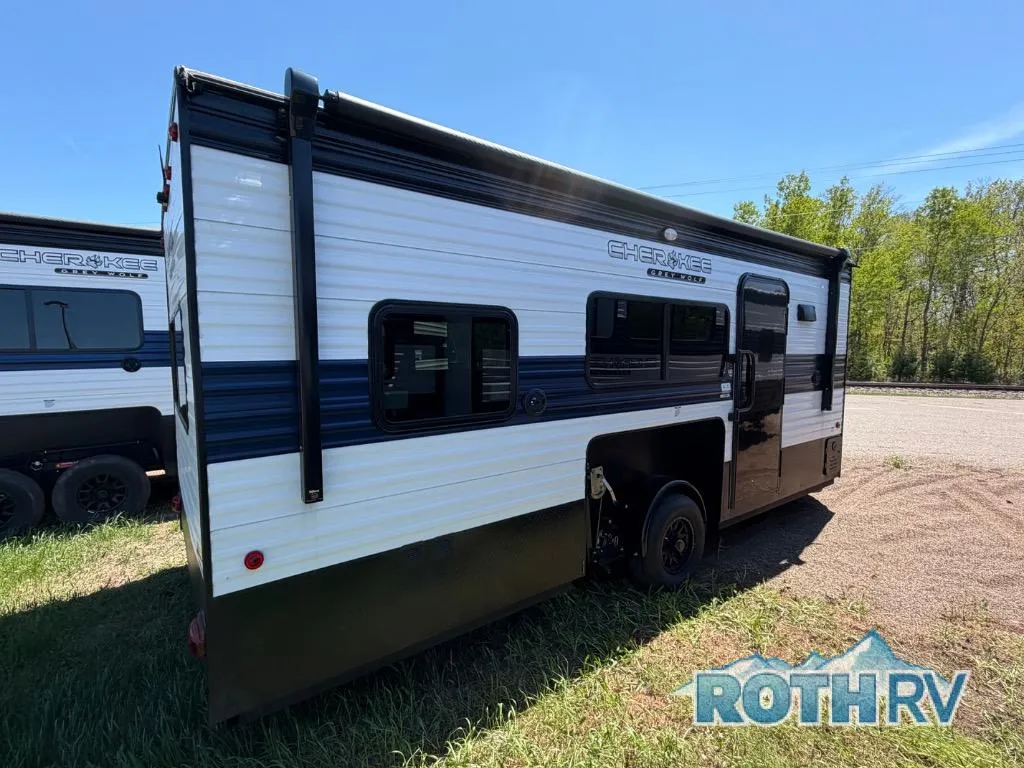 2026 Forest River Cherokee Grey Wolf 17MP - Photo 2