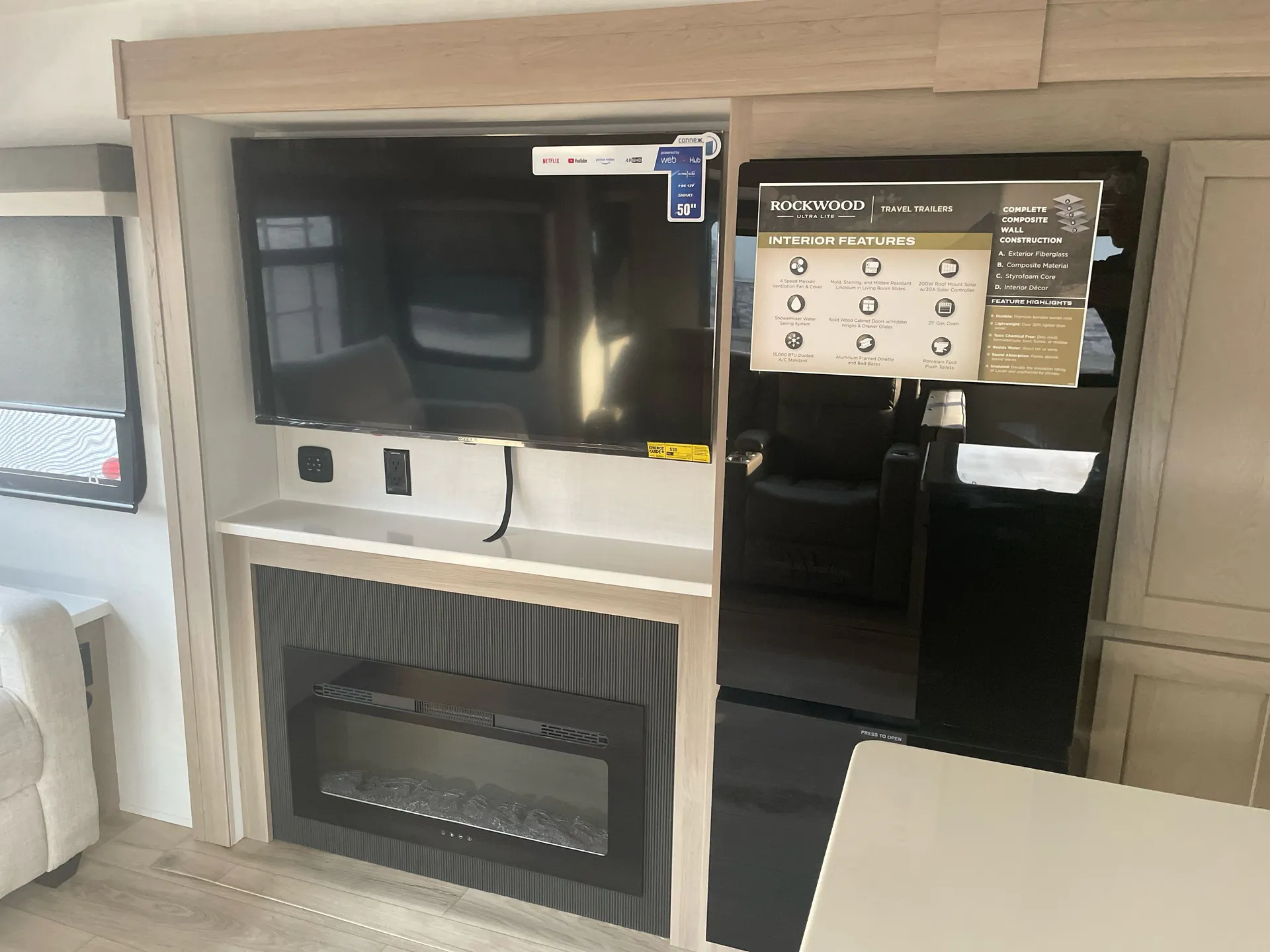 2026 Forest River Rockwood Ultra Lite 2906RL — fridge