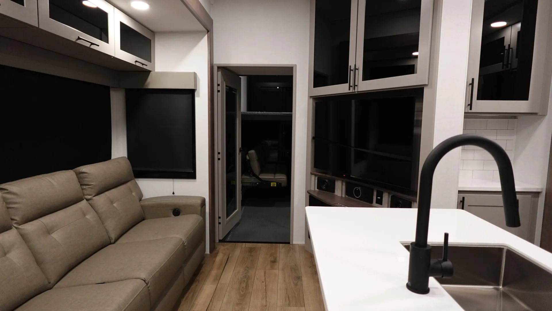 2026 Alliance RV Valor 36V11 - Photo 3