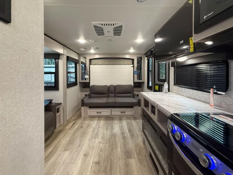 2026 Jayco Jay Feather 19MRK - Photo 3