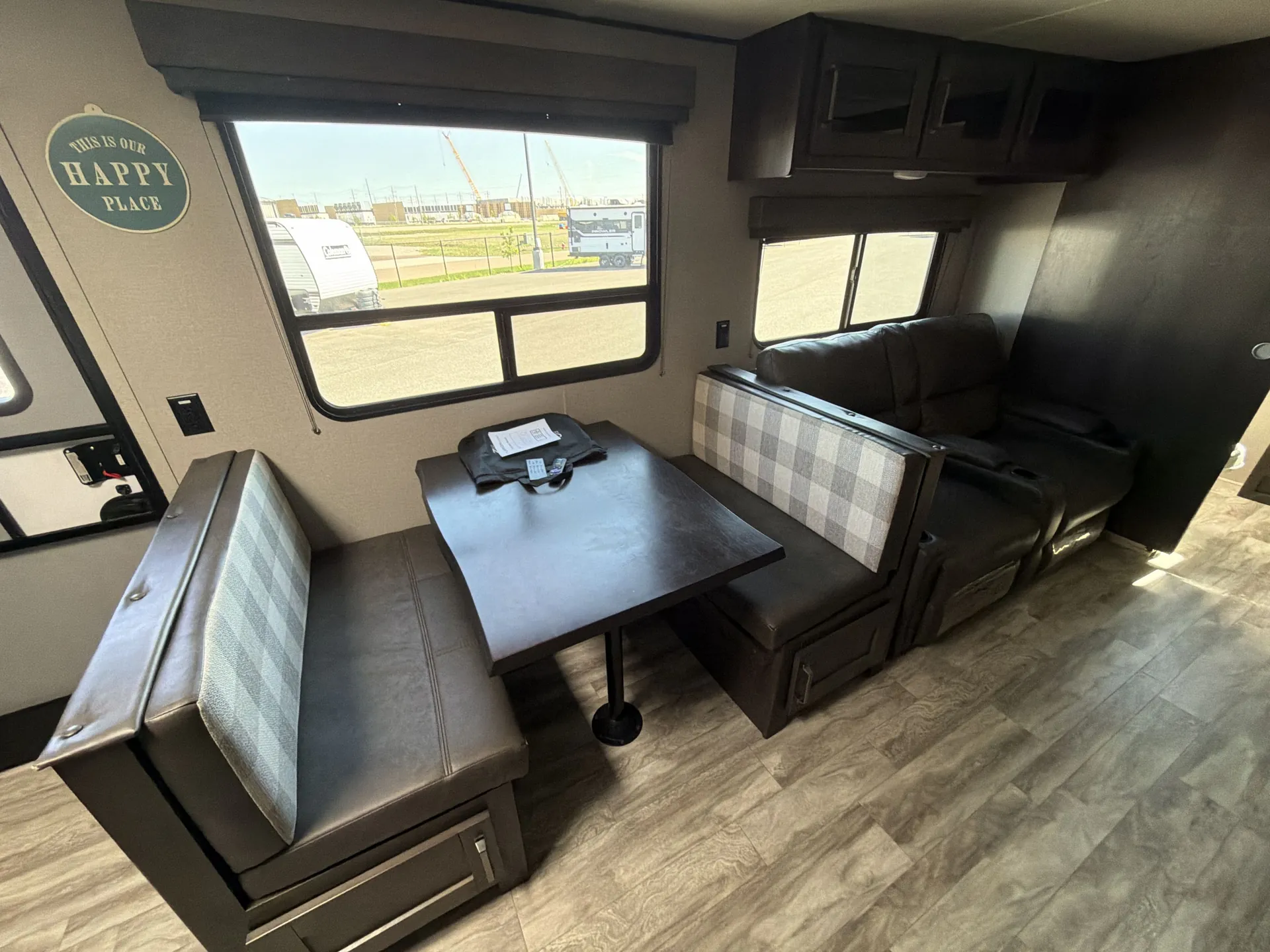 2022 Grand Design Transcend Xplor 260RB — living area main