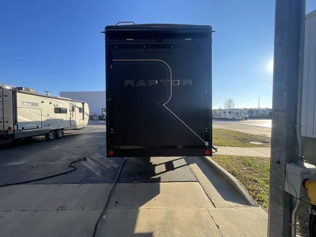 2026 Keystone Raptor 441, Photos photo 7