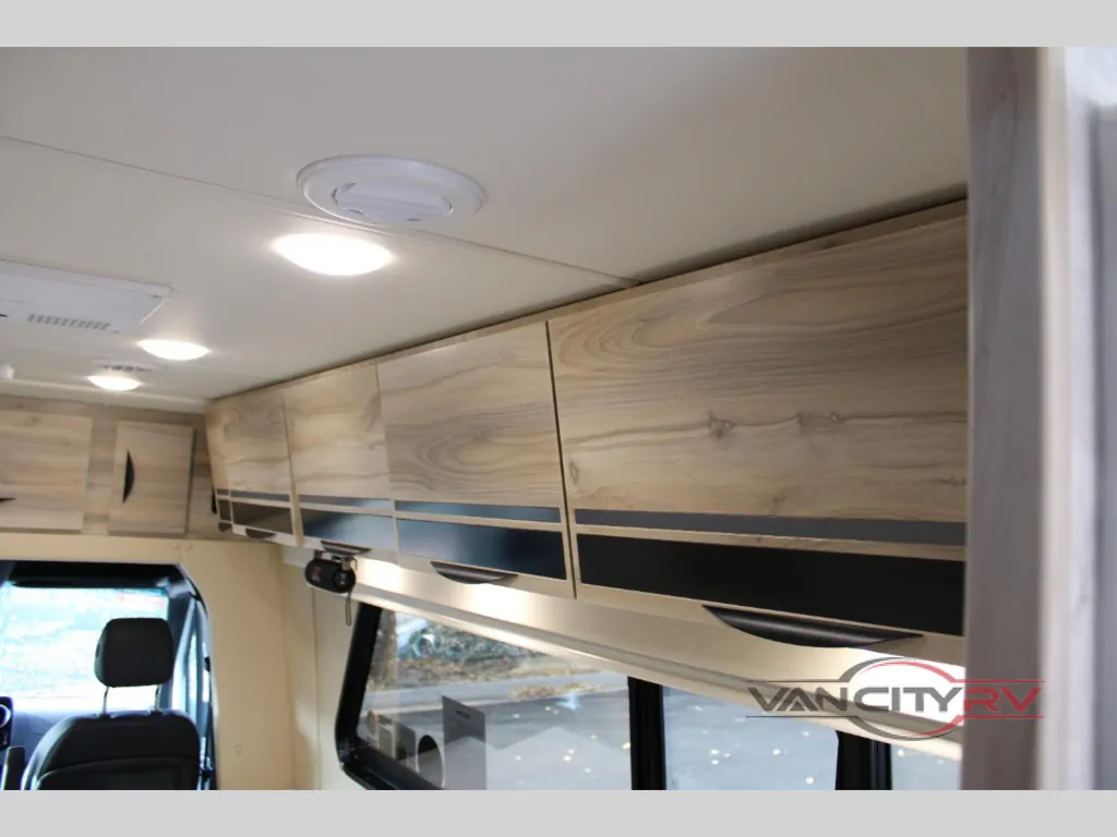 2025 Chinook RV Summit EB, Photos photo 32