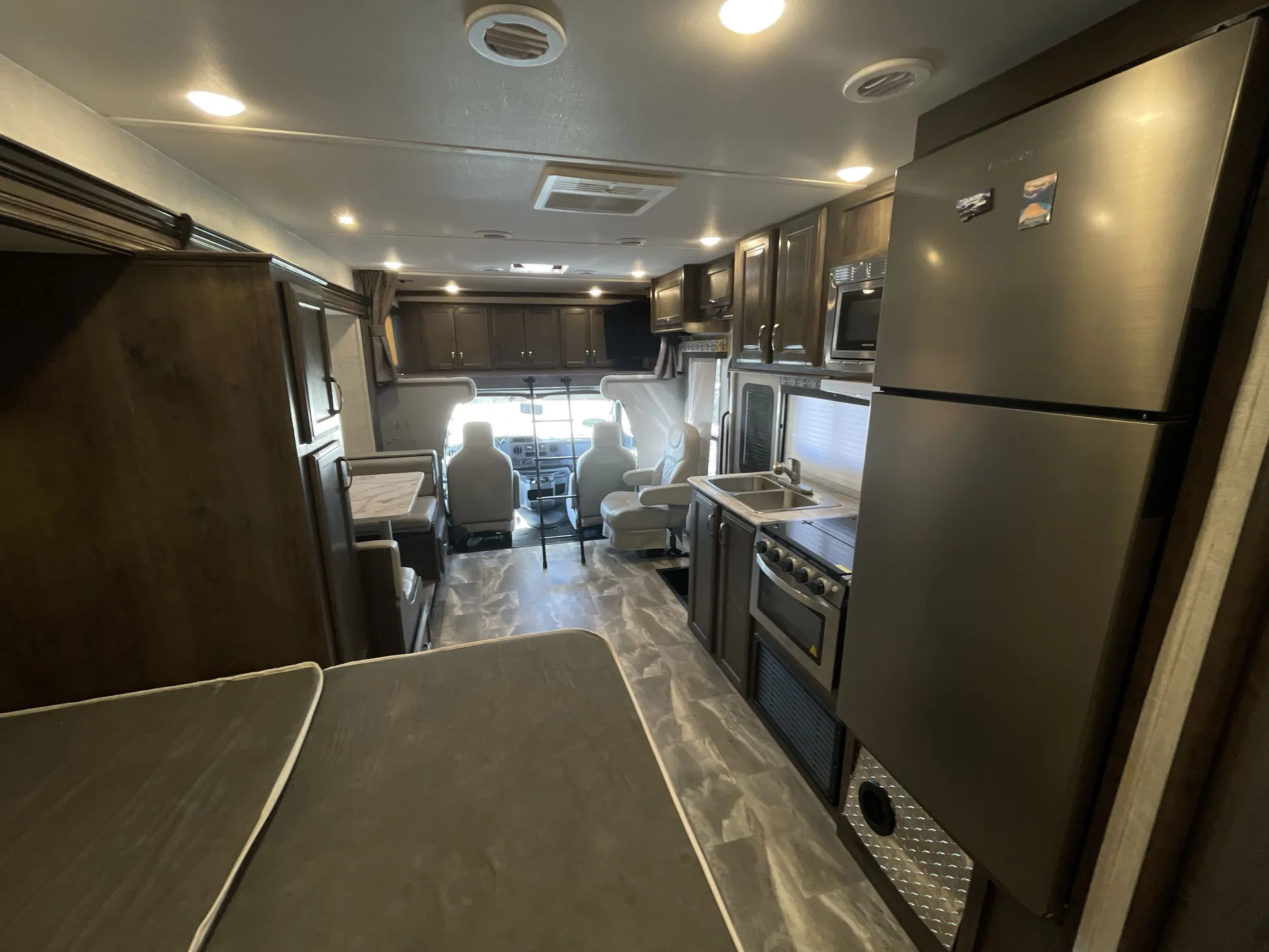 2022 Gulf Stream Conquest 6250 — living area main
