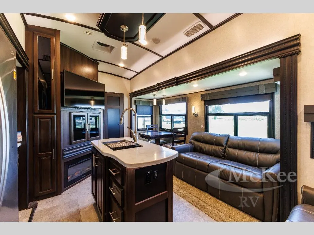 2018 Jayco North Point 375BHFS - Photo 4