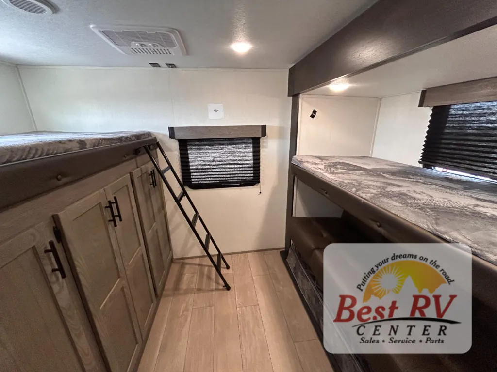 2026 Forest River Cherokee Alpha Wolf 33BH, Photos photo 97