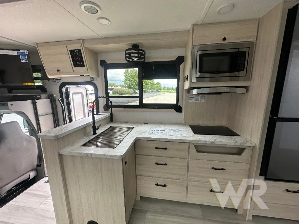 2027 Forest River Sunseeker 3150S, Photos photo 7