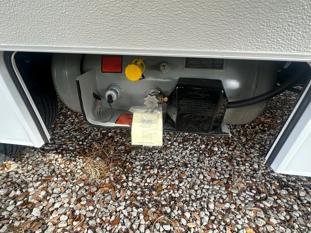 2026 Coachmen Freelander 22XG, Photos photo 10