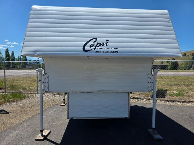 2019 Capri Campers Retreat Used    Short Bed - Photo 2