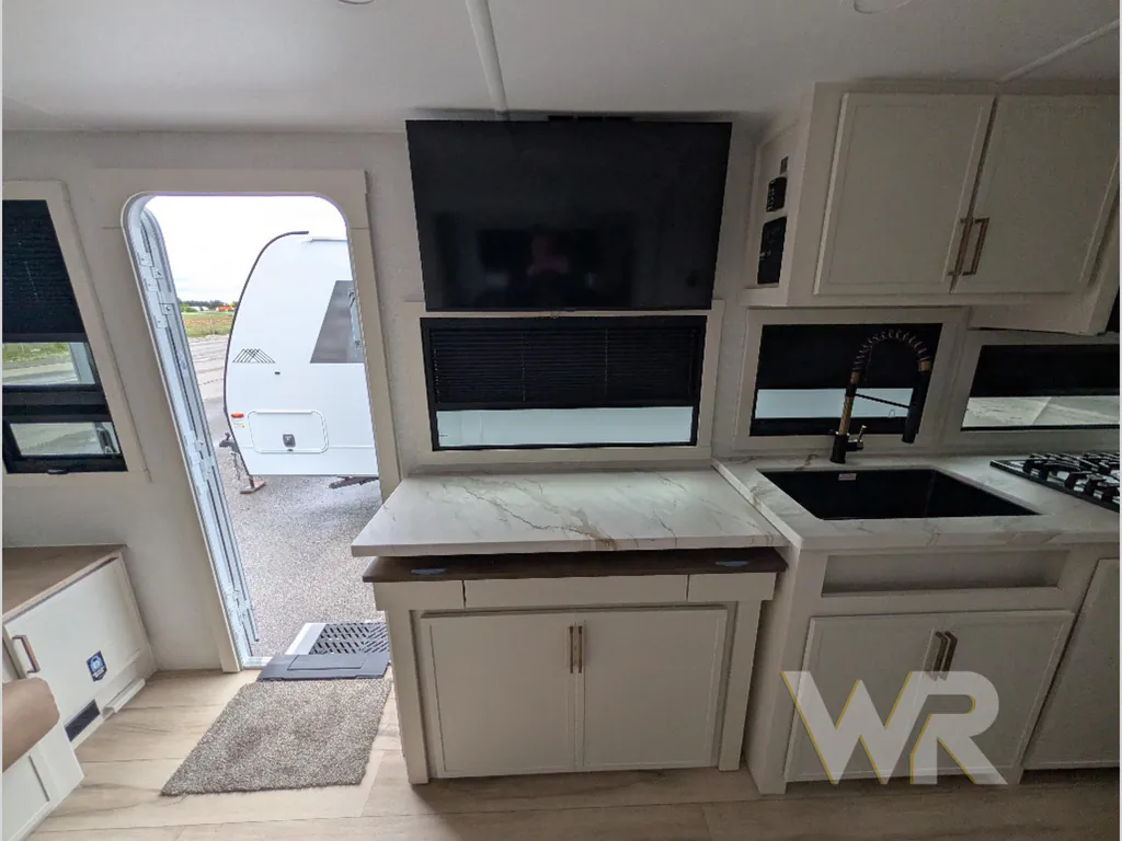 2026 Brinkley Model Ix 20X, Photos photo 28