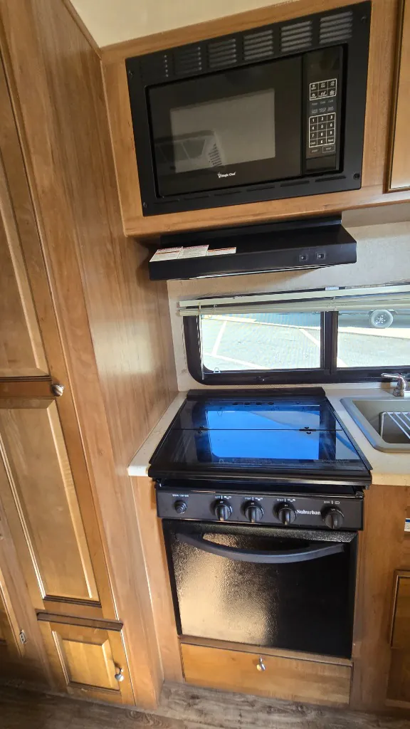 2019 Forest River Flagstaff Micro Lite 23LB - Photo 3