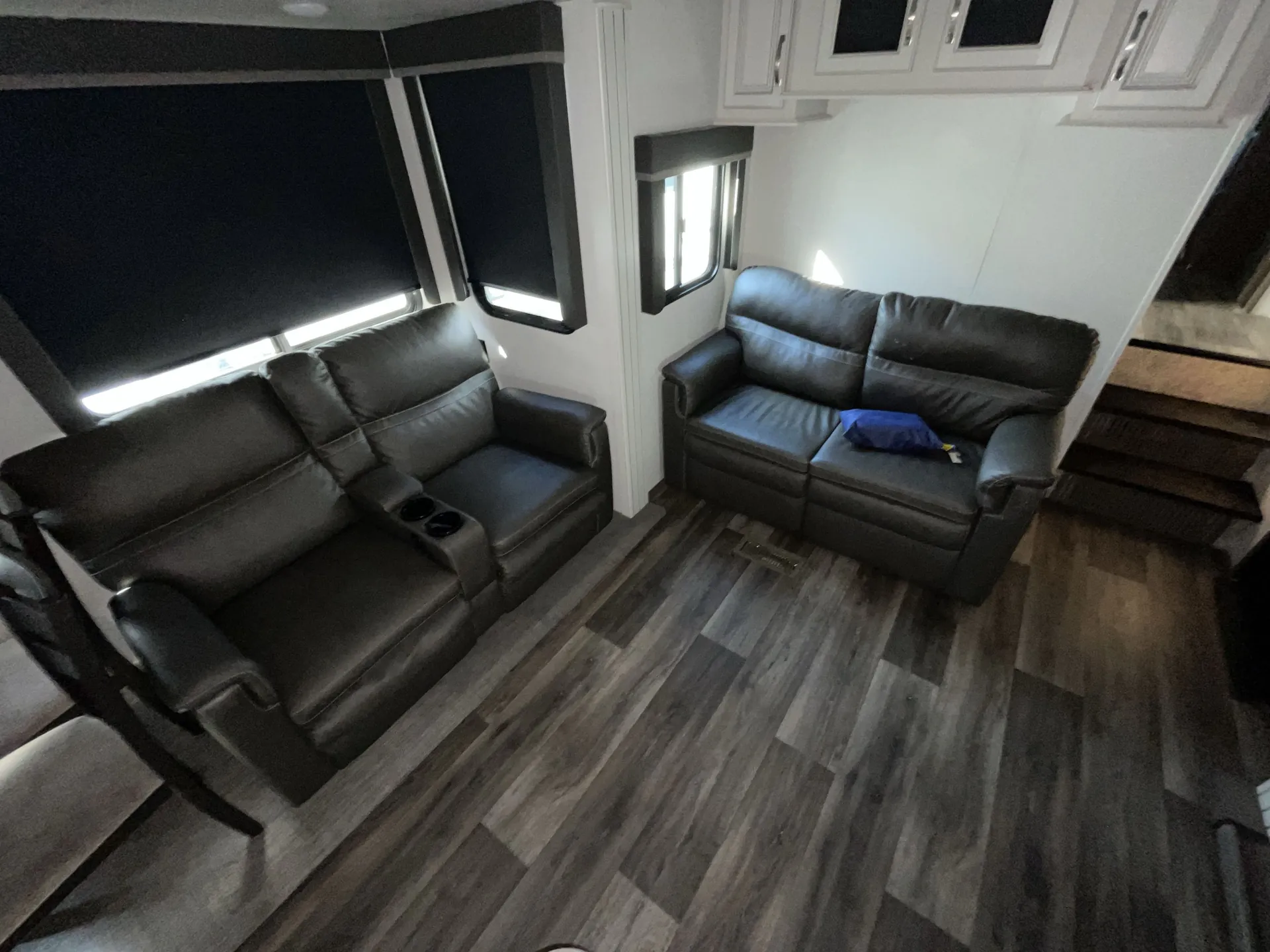 2022 Keystone Cougar 357UMR — living area main