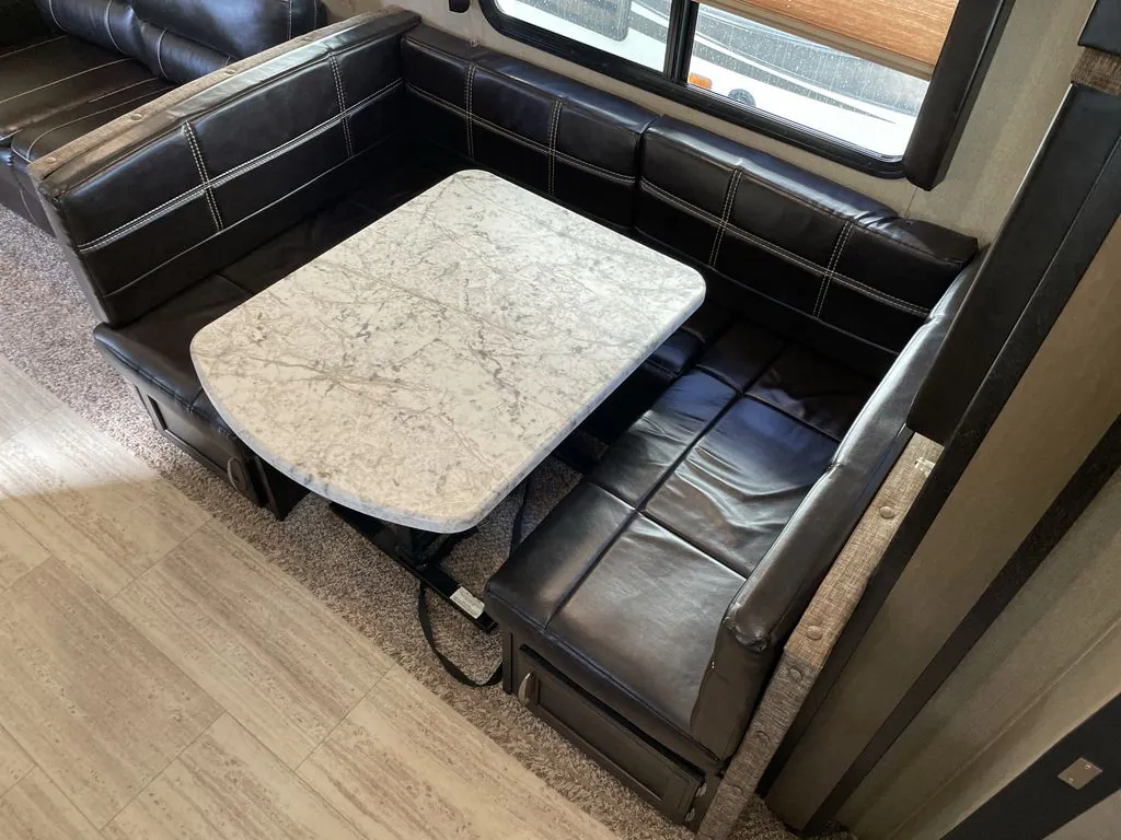 2017 Grand Design Imagine 2800BH, Photos photo 24