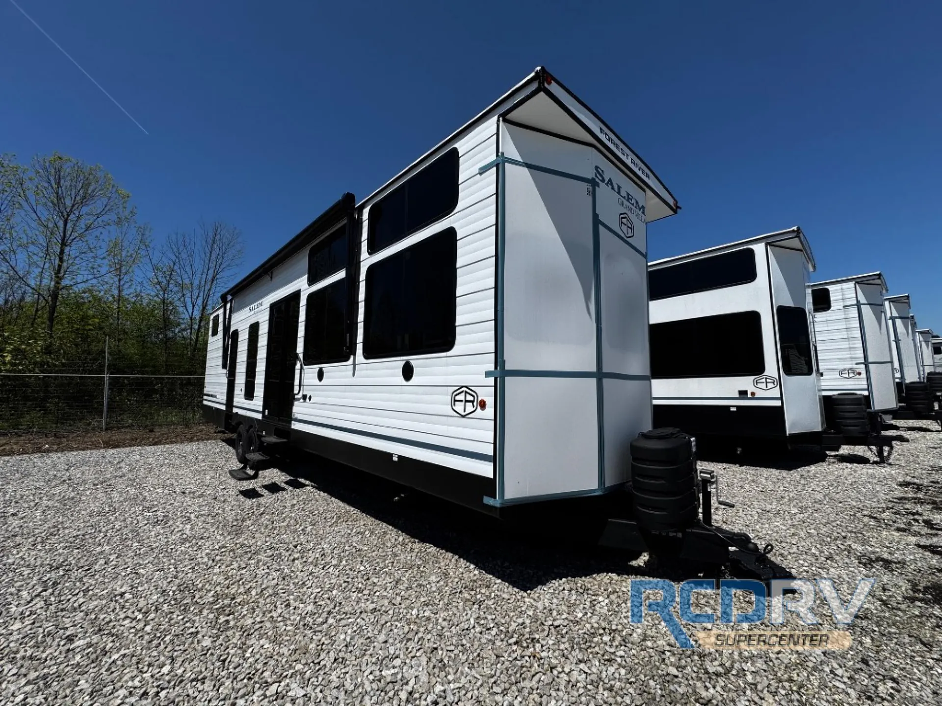 2026 Forest River Salem Grand Villa 40FKP - Photo 2