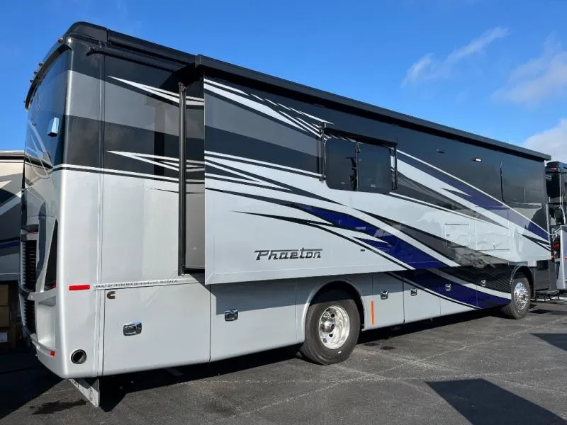 2026 Tiffin Phaeton 35 CH - Photo 3