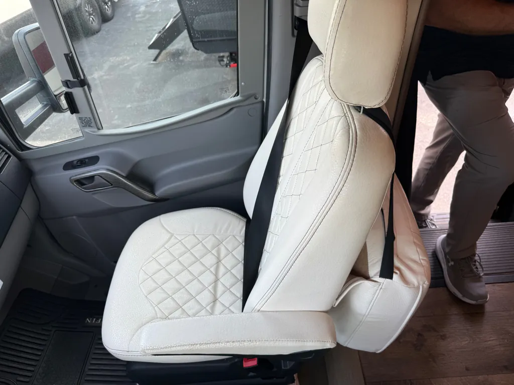 2019 Tiffin Wayfarer 24 FW, Photos photo 27