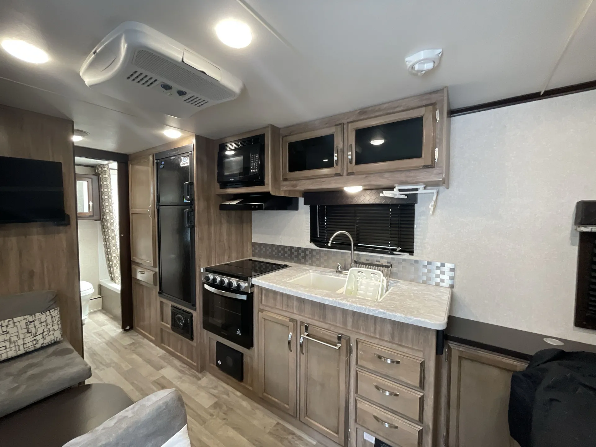 2019 Jayco Jay Feather 20BH — living area main