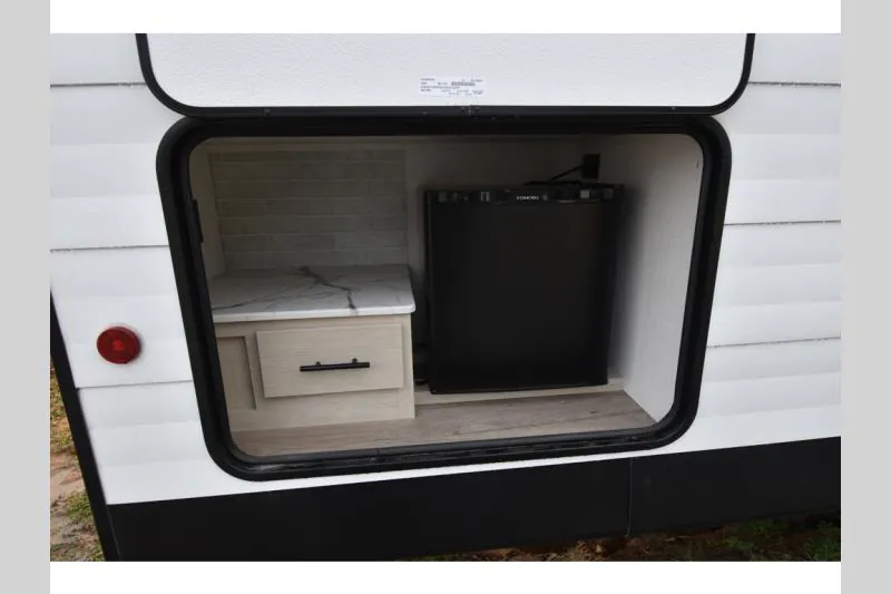 2026 Shasta RVs i-5 Edition 527BHS, Photos photo 27