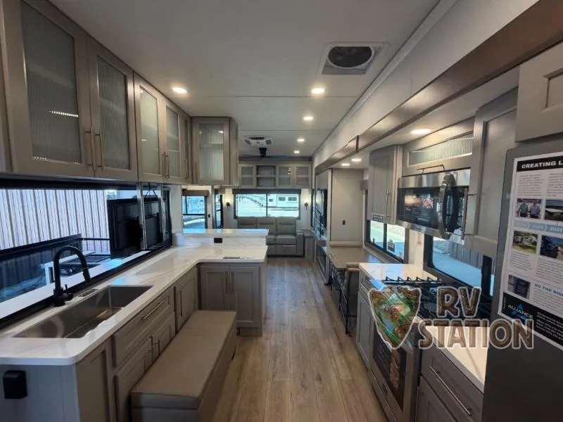 2026 Alliance RV Paradigm 388SP - Photo 3