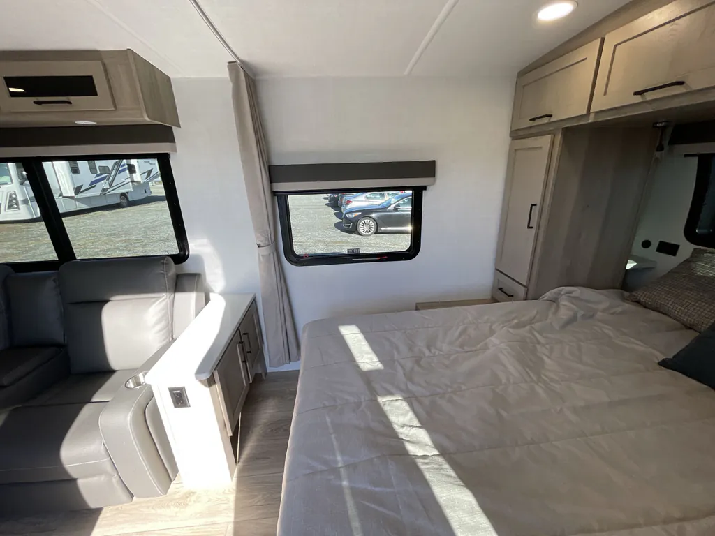 2026 Forest River Flagstaff Micro Lite 25FBT, Photos photo 11