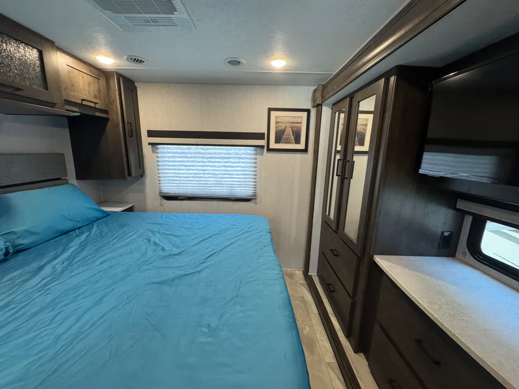 2024 Coachmen Pursuit 31BH, Photos photo 19