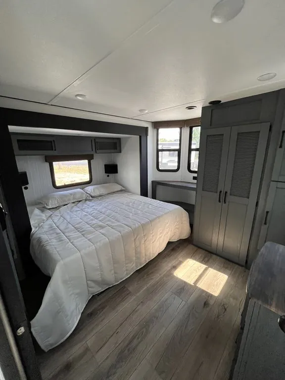 2027 Forest River Puma Vista 421LFT - Photo 4