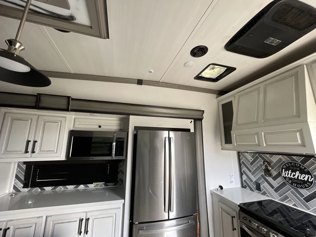 2022 Keystone Montana 3231CK, Photos photo 12