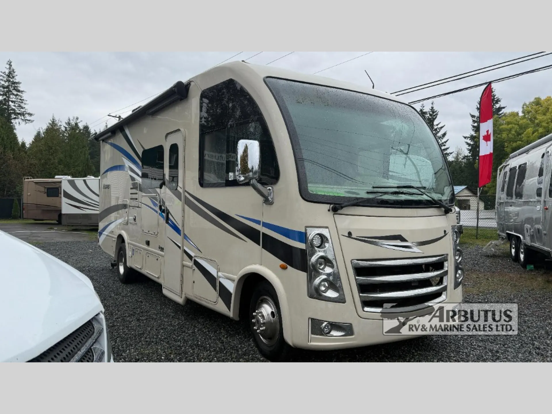 2019 Thor Motor Coach Vegas 25.6 - Photo 2