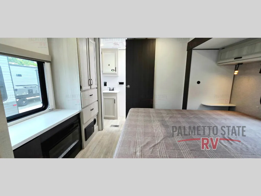 2027 Coachmen Catalina Legacy Edition 333DBDSCK, Photos photo 23