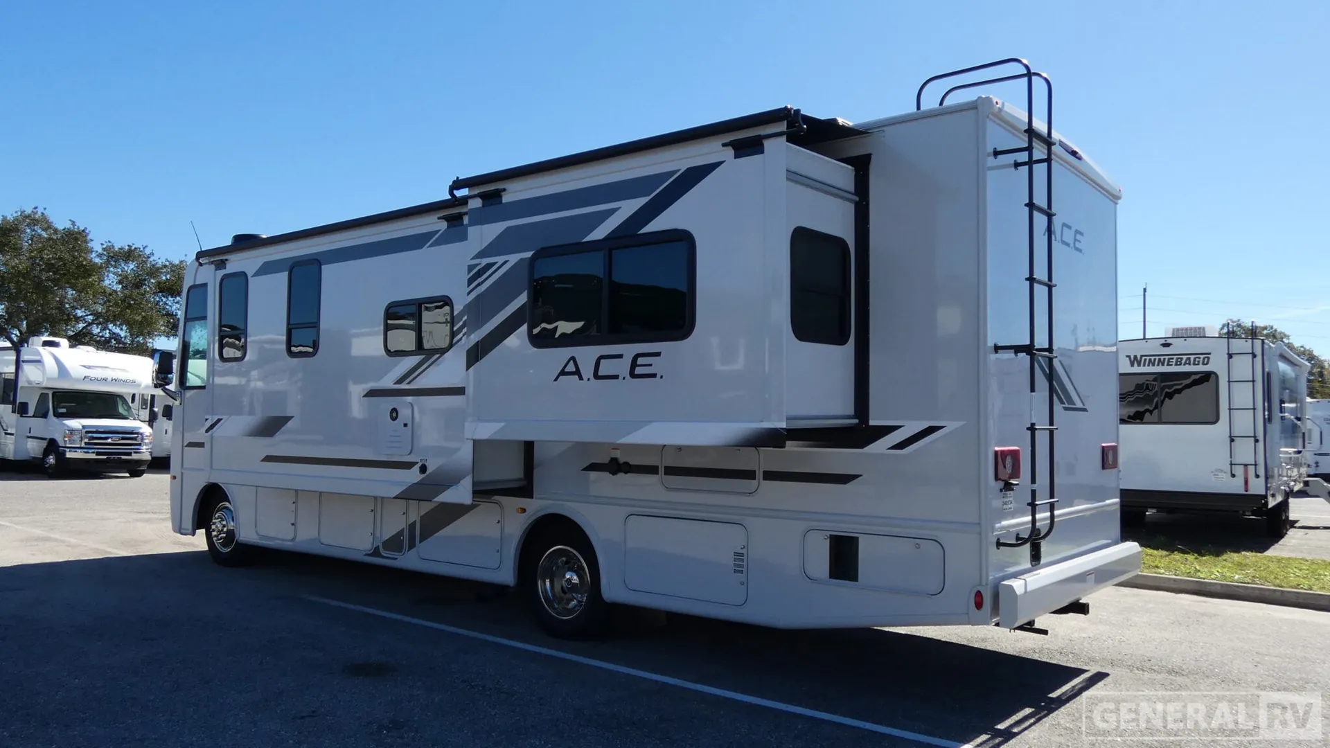2026 Thor Motor Coach ACE 29G - Photo 4