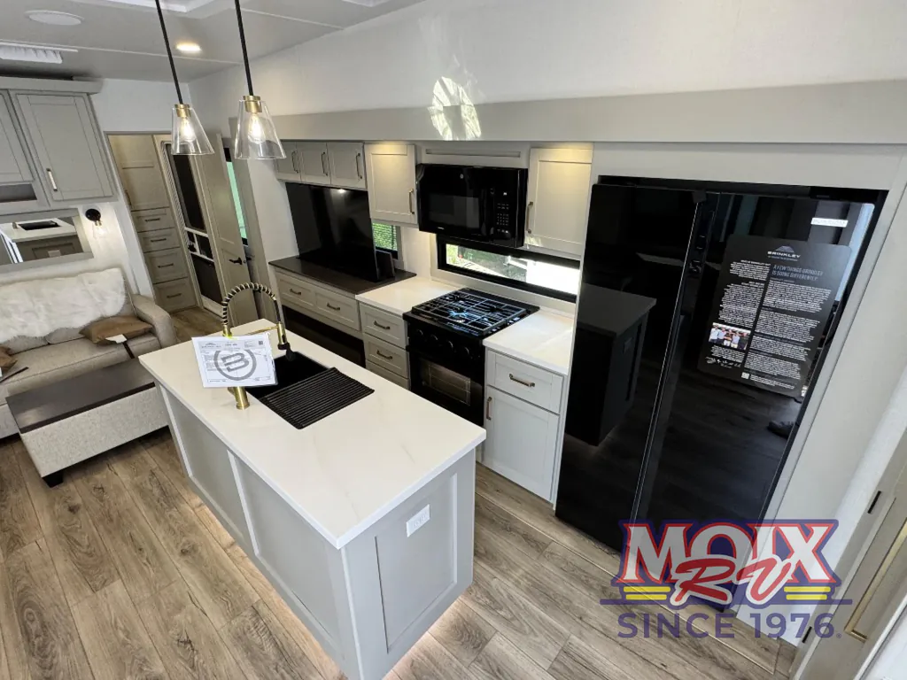 2026 Brinkley Model Z 3515, Photos photo 31