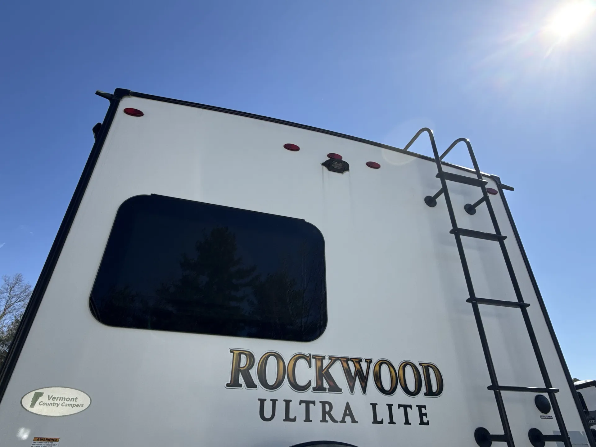 2019 Forest River Rockwood Ultra Lite 2608BS — living area main