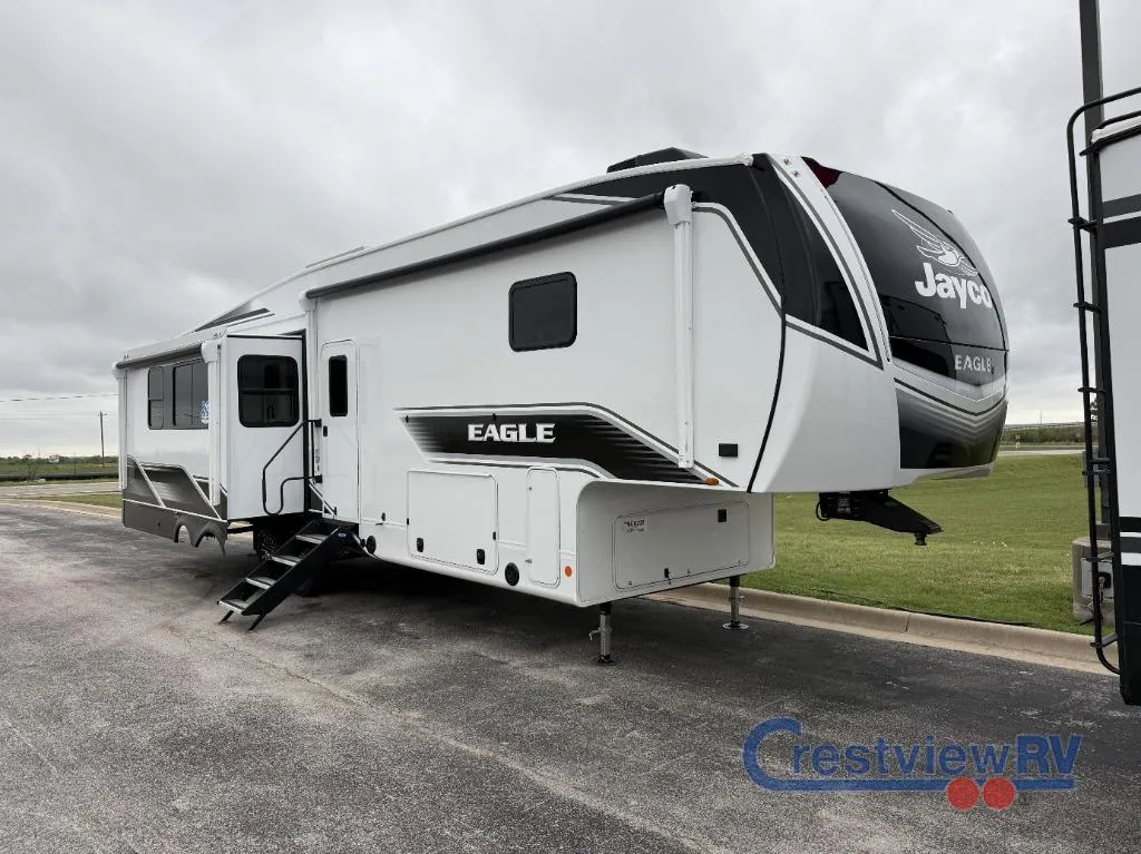 2026 Jayco Eagle 365UKTS - Photo 3