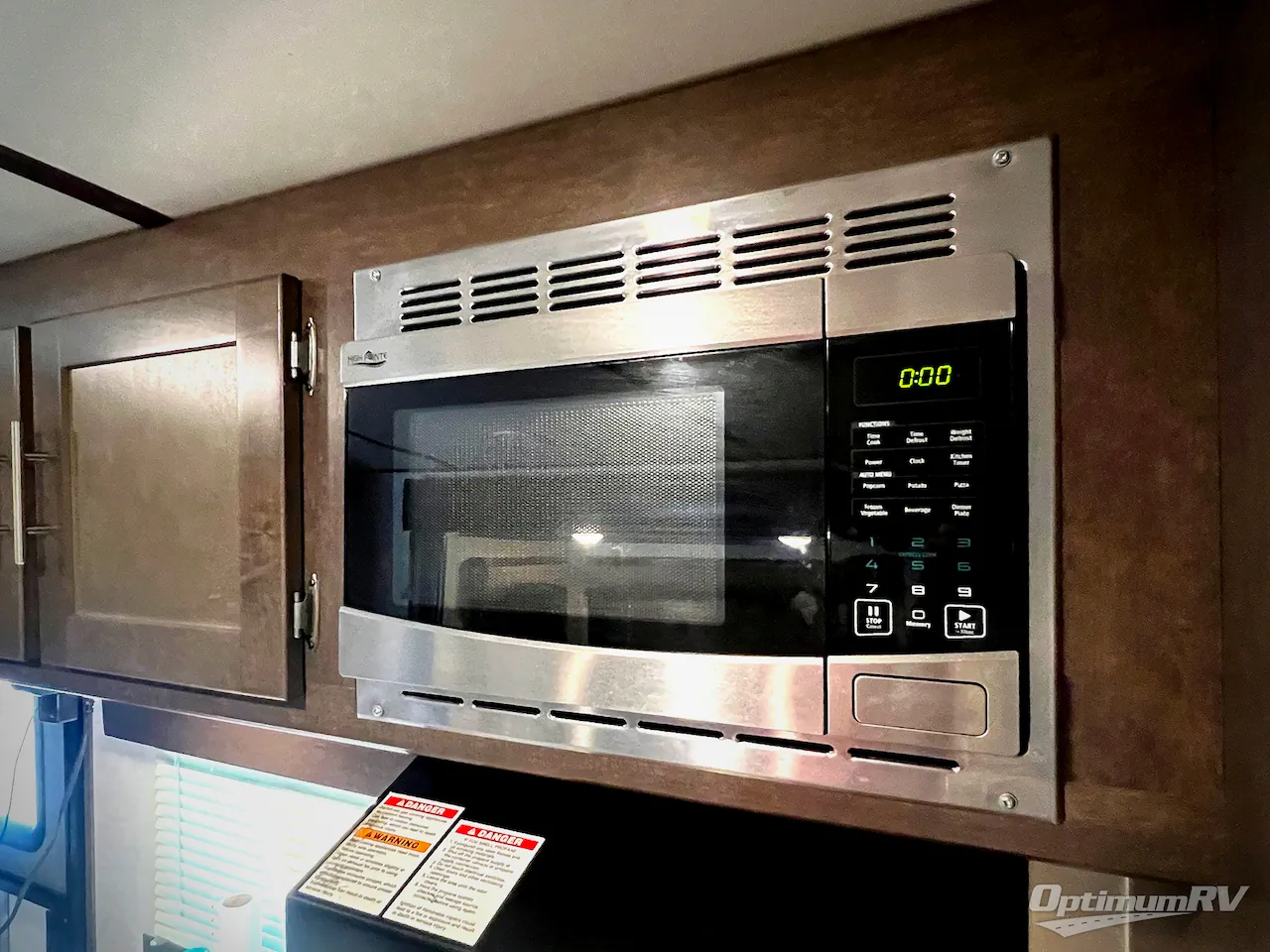 2018 CrossRoads Sunset Trail Super Lite SS289QB dealer photo 10 from Optimum RV